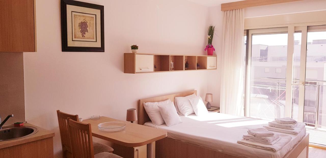 Olimp Lux Ii Pensionat Budva